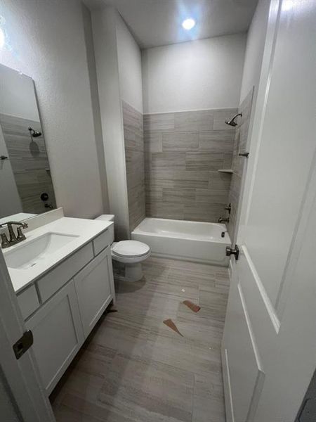 Furnished interior view inside a new home in Fannin Ranch, Leonard (Image 6).