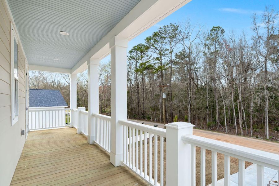 Exterior details and patio area of a home in , Moncks Corner (Image 4).