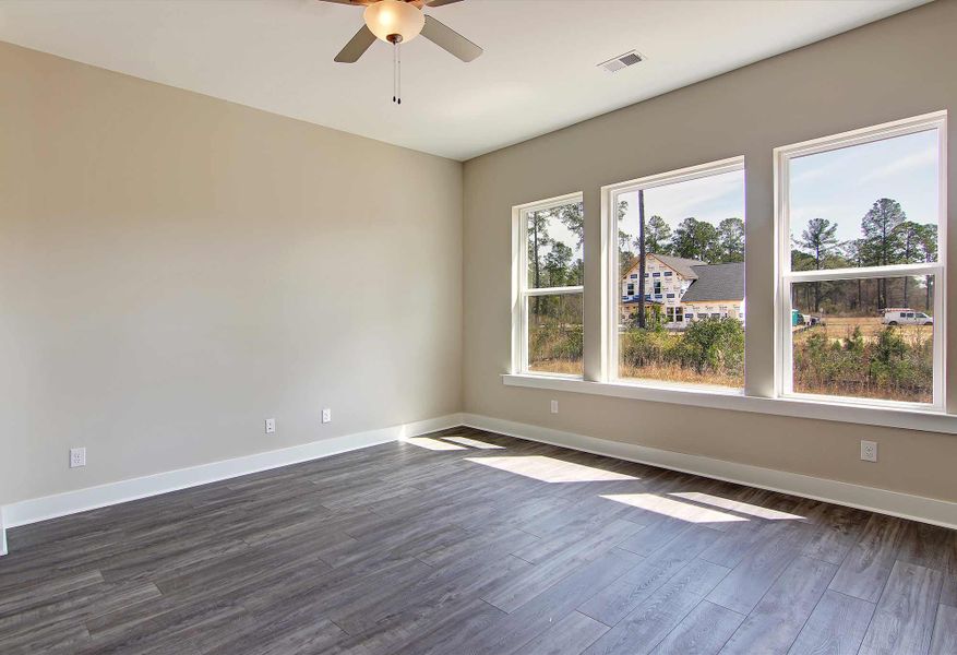 Spacious, unfurnished interior of a new home in Point Hope – Park Collection, Charleston (Image 11).