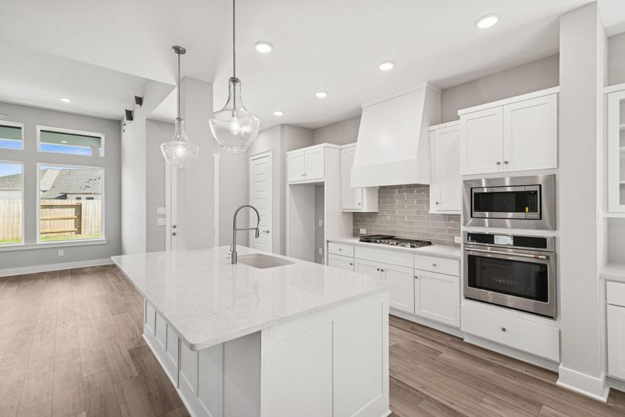 REPRESENTATIVE PHOTO – Photo does not represent actual home options and selections. Ask Sales Consultant for specific selections. REPRESENTATIVE PHOTO – Photo does not represent actual home options and selections. Ask Sales Consultant for specific selections.