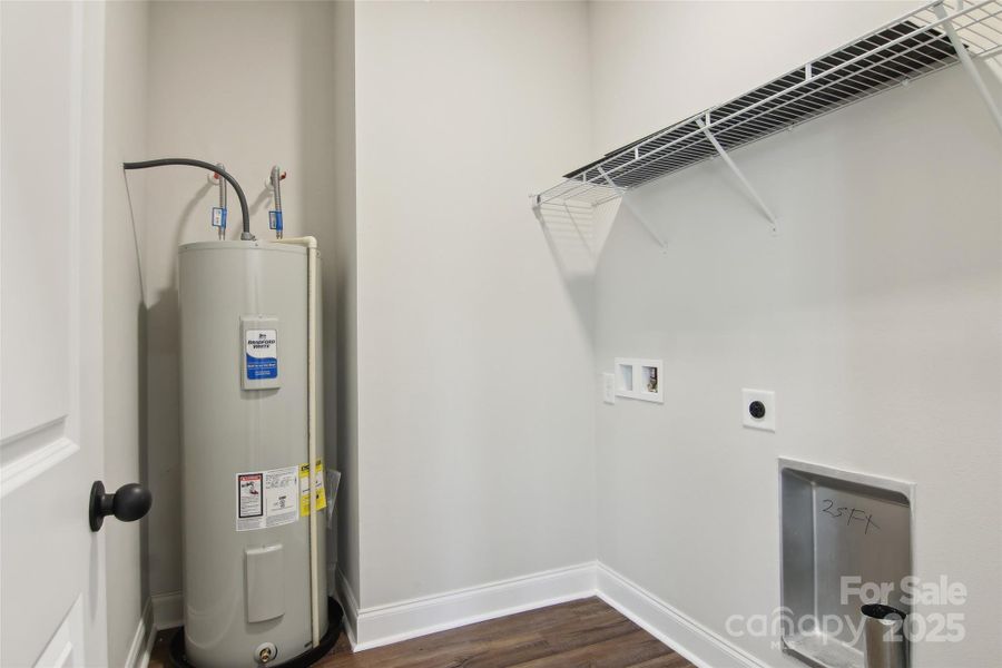 Image 43 of a home in .