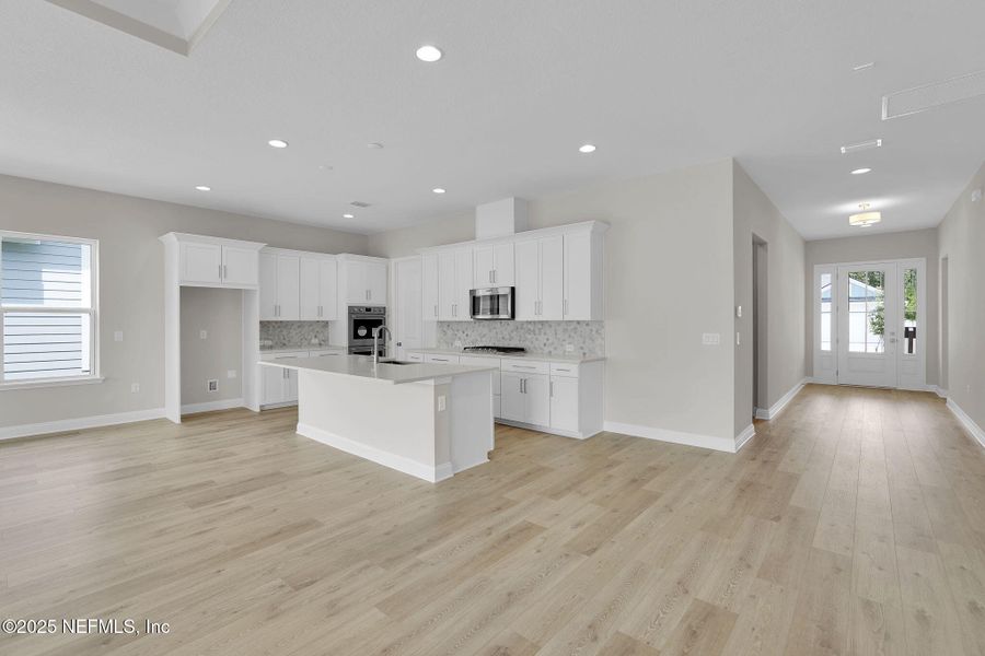 Spacious, unfurnished interior of a new home in Forest Park at Wildlight, Yulee (Image 33). Spacious, unfurnished interior of a new home in Forest Park at Wildlight, Yulee (Image 33).