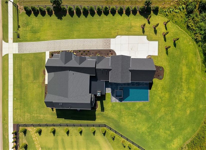 Community amenities in , Roswell (Image 57).