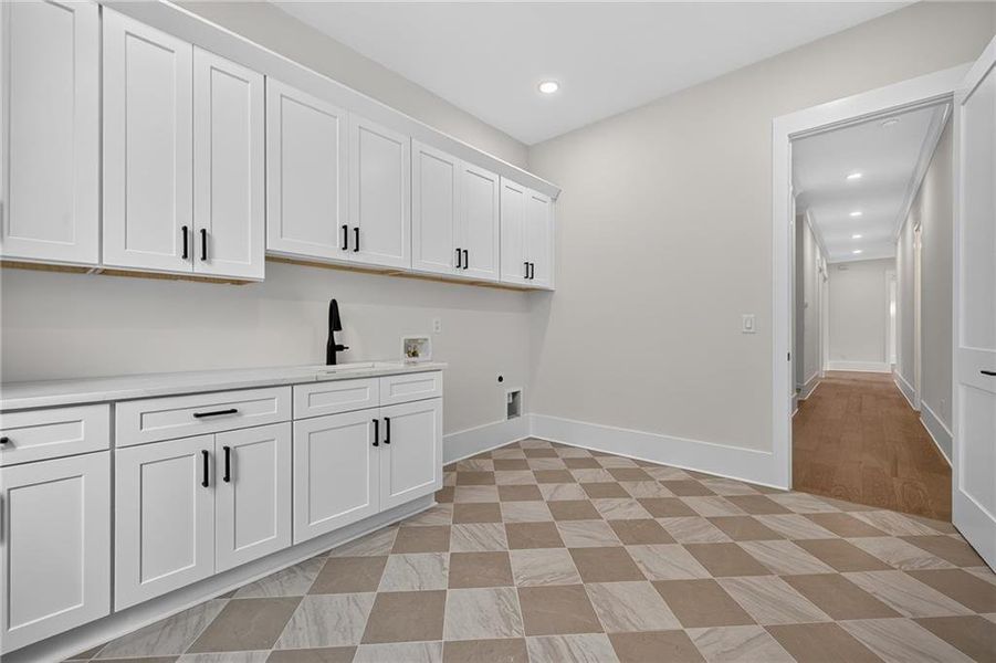 Furnished interior view inside a new home in , Lawrenceville (Image 9).