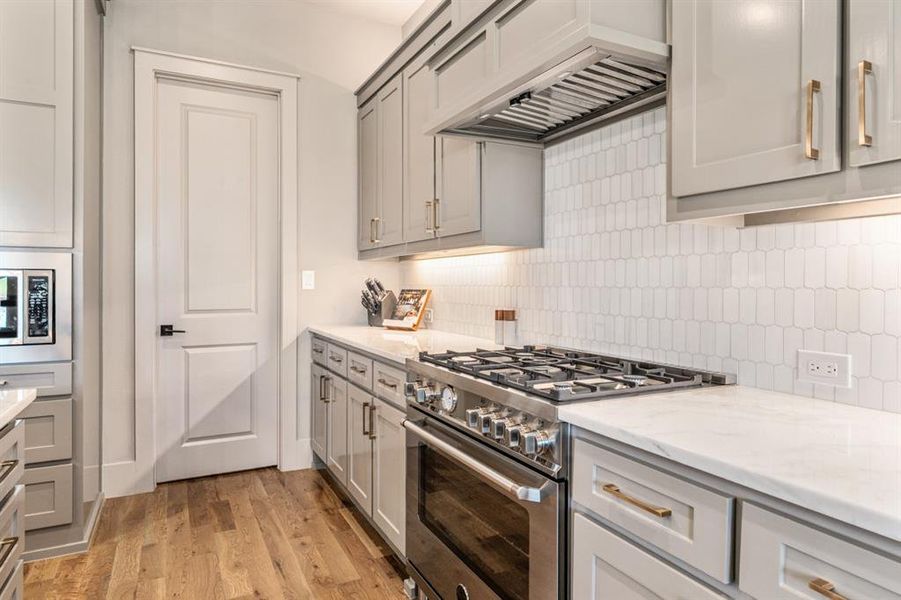 Image 33 of a home in . Image 33 of a home in .