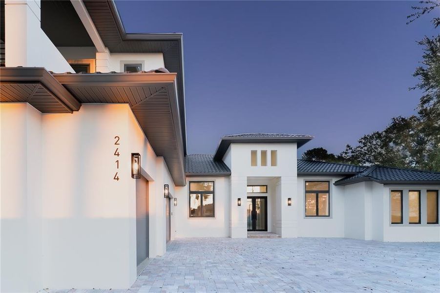 Exterior details and patio area of a home in , Nokomis (Image 27).