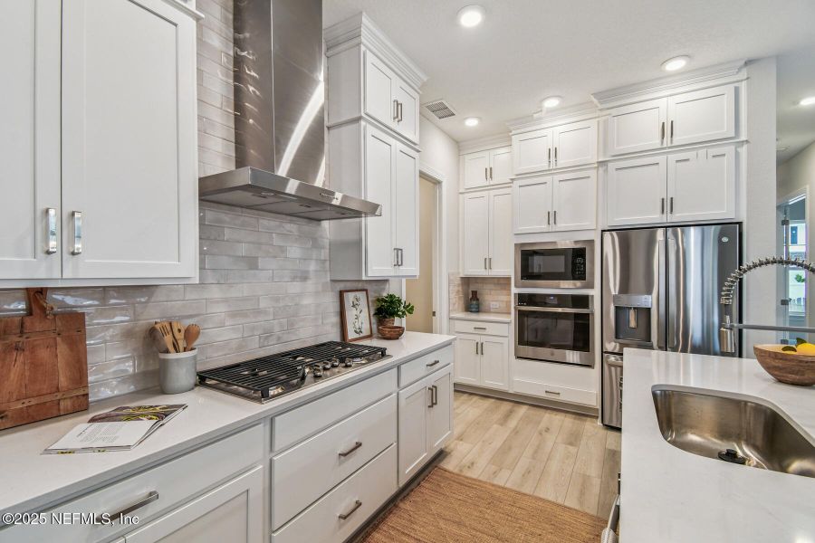 Furnished interior view inside a new home in Seabrook Village 40’ Rear Entry, Nocatee (Image 15).
