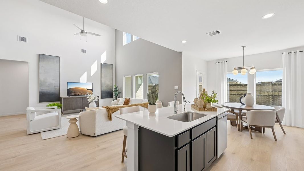 Furnished interior view inside a new home in Evergreen, Rosenberg (Image 14).