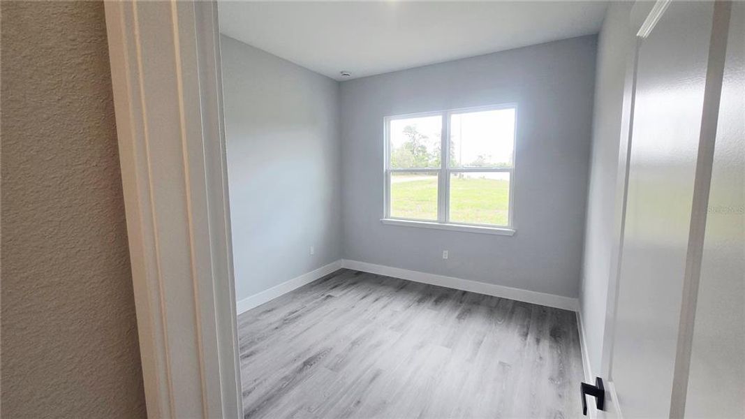 Spacious, unfurnished interior of a new home in , Ocala (Image 34).