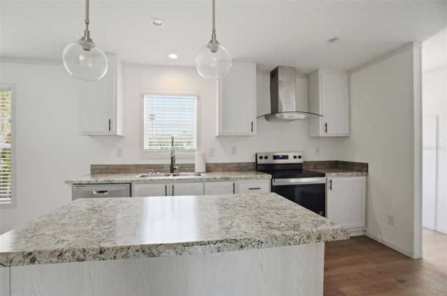 Furnished interior view inside a new home in , Weeki Wachee (Image 7).