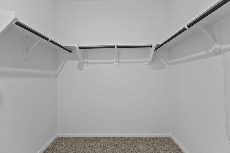 Spacious, unfurnished interior of a new home in Sunterra Lakes, Brookshire (Image 18). Spacious, unfurnished interior of a new home in Sunterra Lakes, Brookshire (Image 18).