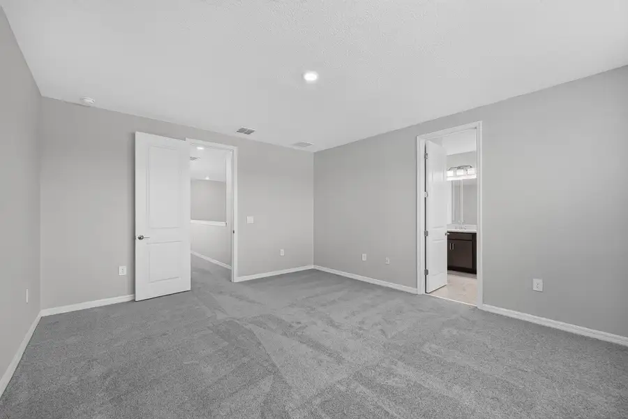 Spacious, unfurnished interior of a new home in Center Lake Ranch Community Group Page, St. Cloud (Image 30). Spacious, unfurnished interior of a new home in Center Lake Ranch Community Group Page, St. Cloud (Image 30).