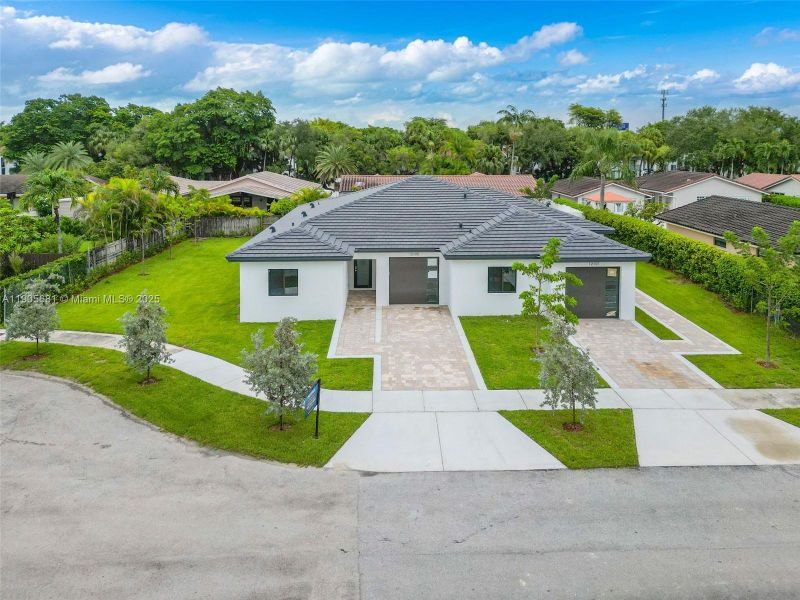 Image 32 of a home in .