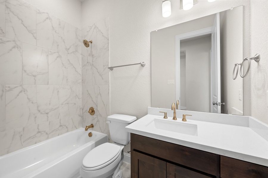 Furnished interior view inside a new home in Chapel Ridge, Waco (Image 16).