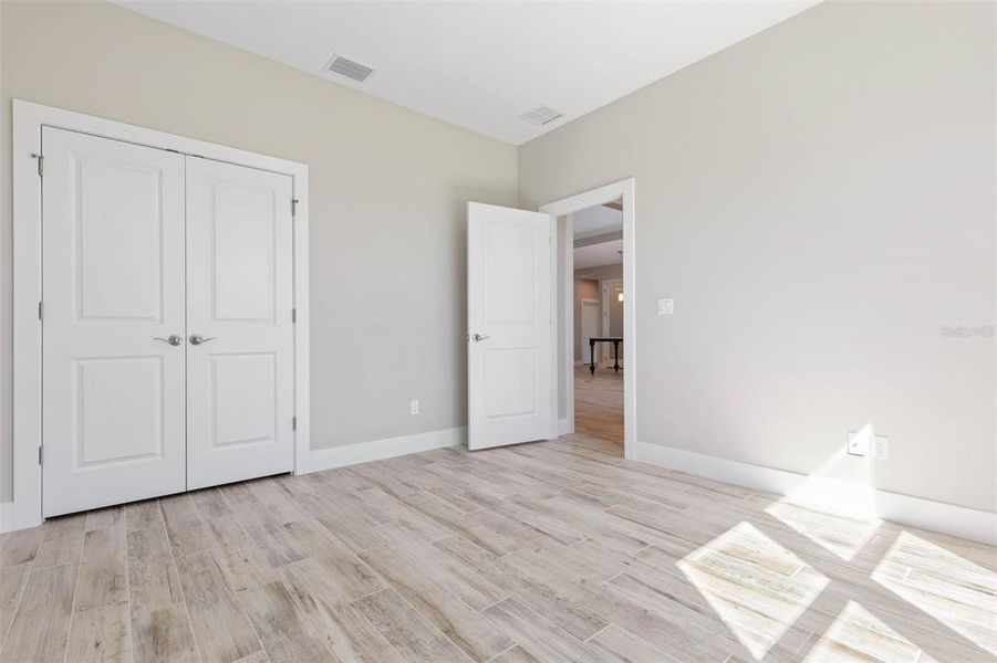 Spacious, unfurnished interior of a new home in , Palm Coast (Image 27).