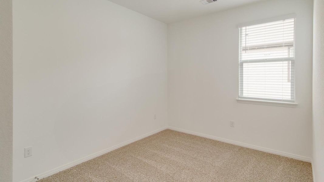 Spacious, unfurnished interior of a new home in Talavera, Kyle (Image 14).