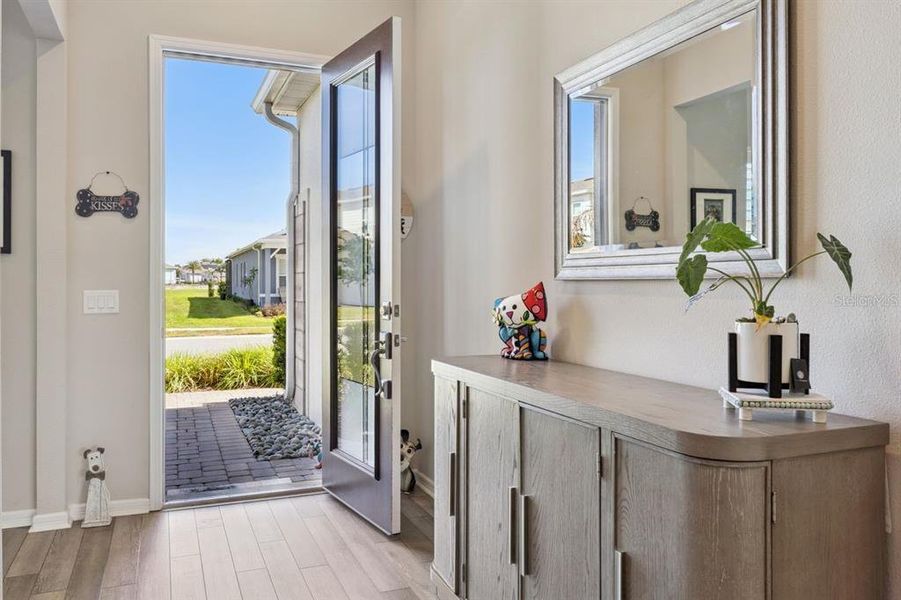 Furnished interior view inside a new home in , Winter Garden (Image 12).
