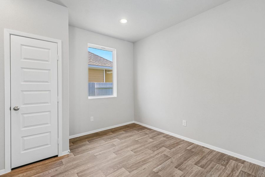 Spacious, unfurnished interior of a new home in Harvest Ridge, Elgin (Image 21). Spacious, unfurnished interior of a new home in Harvest Ridge, Elgin (Image 21).