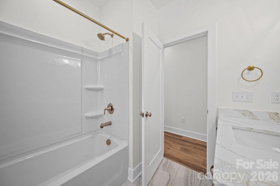 Image 13 of a home in .