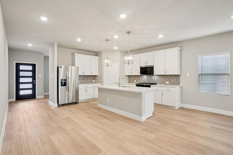 Photo is not of the actual home, but is an inspirational photo of builder’s model home and may depict options, furnishings, and/or decorator features that are not included. Photo is not of the actual home, but is an inspirational photo of builder’s model home and may depict options, furnishings, and/or decorator features that are not included.