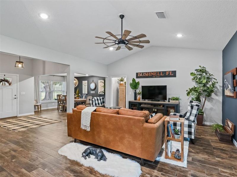 Furnished interior view inside a new home in , Bushnell (Image 10).