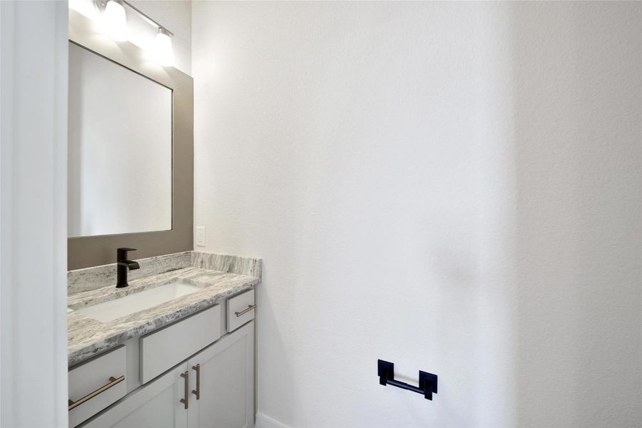 Furnished interior view inside a new home in Lago Pointe, Seabrook (Image 5). Furnished interior view inside a new home in Lago Pointe, Seabrook (Image 5).