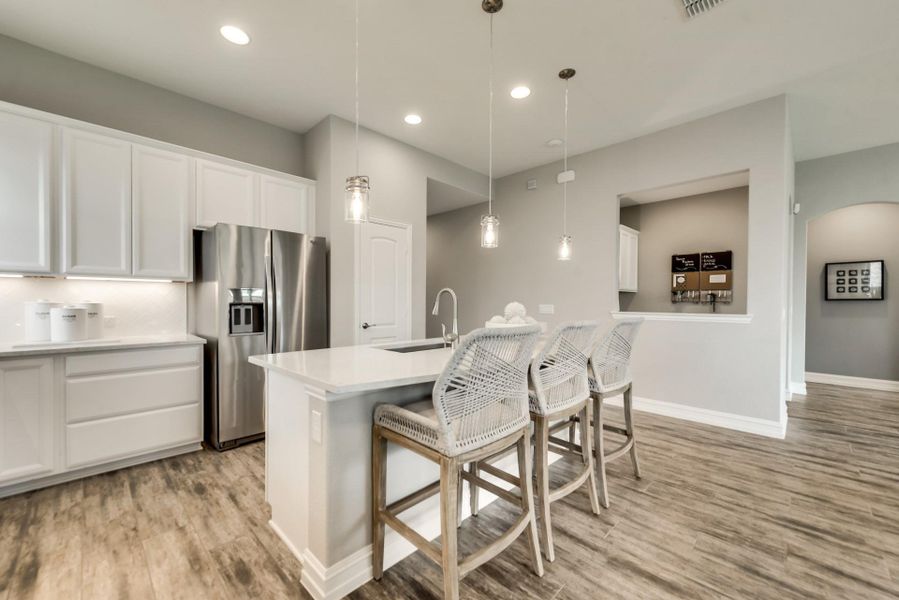 MODEL HOME images may NOT be consistent with the finished product. MODEL HOME images may NOT be consistent with the finished product.