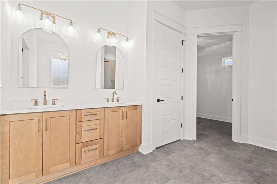 Furnished interior view inside a new home in , Carrollton (Image 11).