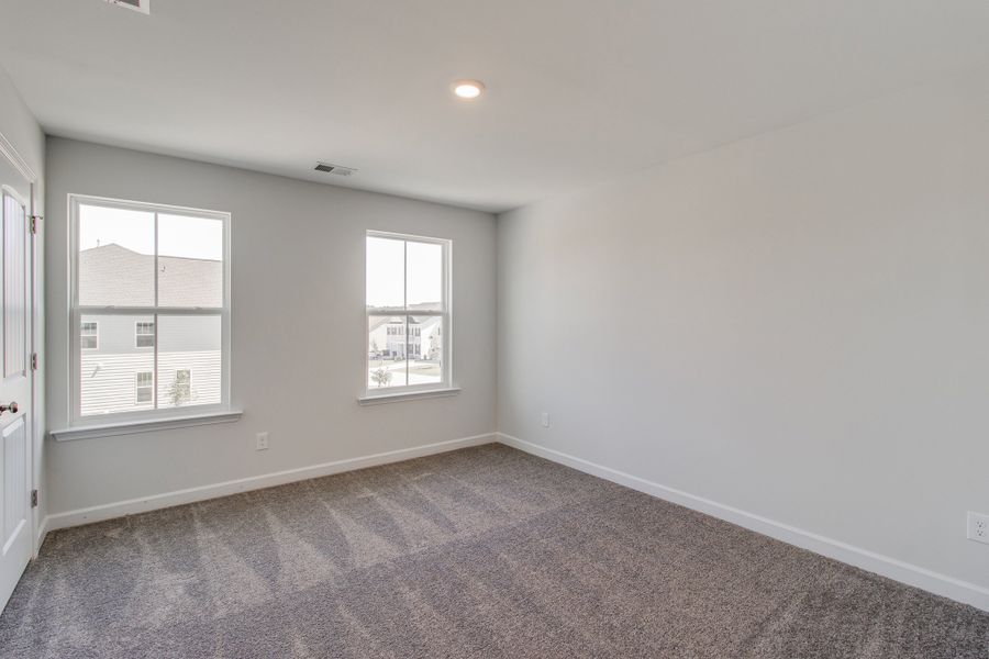 Spacious, unfurnished interior of a new home in Pebble Branch, Chapin (Image 37). Spacious, unfurnished interior of a new home in Pebble Branch, Chapin (Image 37).