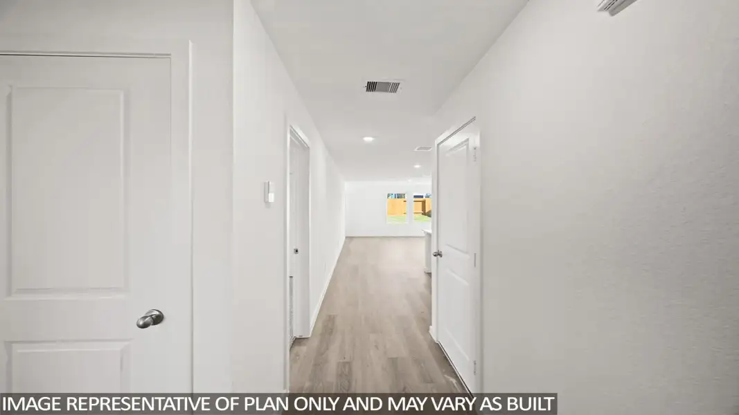 Spacious, unfurnished interior of a new home in Mill Creek, Magnolia (Image 9).