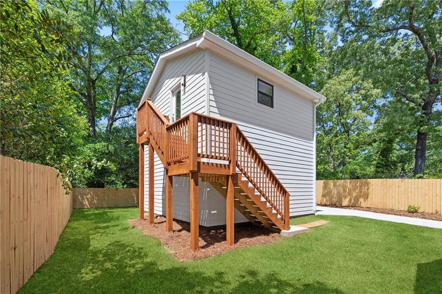 Exterior details and patio area of a home in , Atlanta (Image 30).