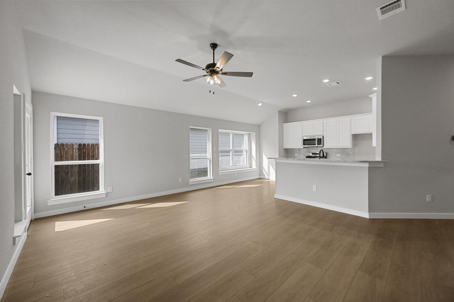 Representative furnished interior of a home built from the Hanover by Cheldan Homes in Craftsmen's Corner, Cleburne (Image 35).