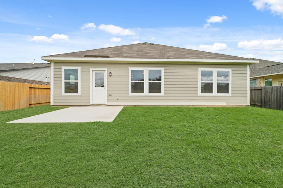 Exterior details and patio area of a home in Bayou Bend, Angleton (Image 3). Exterior details and patio area of a home in Bayou Bend, Angleton (Image 3).