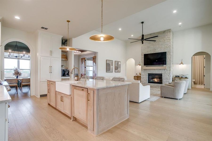Furnished interior view inside a new home in , Fort Worth (Image 7).