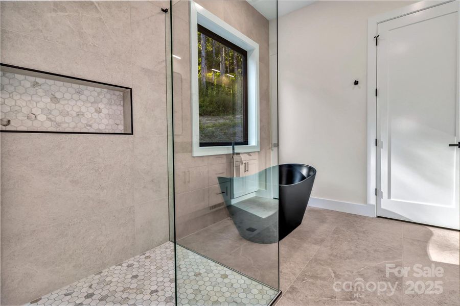 Furnished interior view inside a new home in , Fairview (Image 16).