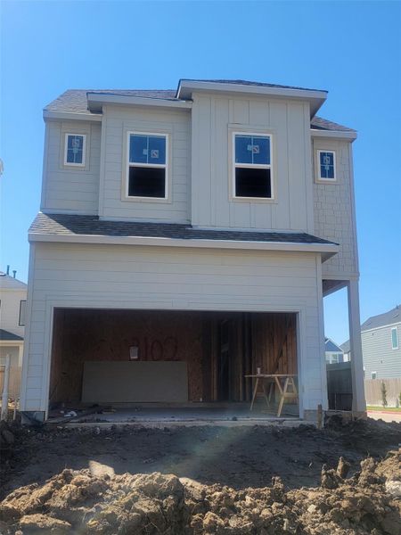 Three-story home with 3 bedrooms, 3.5 baths and 2 car garage Three-story home with 3 bedrooms, 3.5 baths and 2 car garage