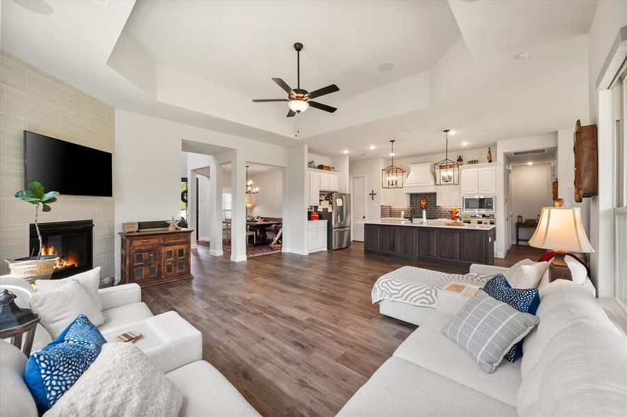 Furnished interior view inside a new home in , Sunnyvale (Image 12). Furnished interior view inside a new home in , Sunnyvale (Image 12).