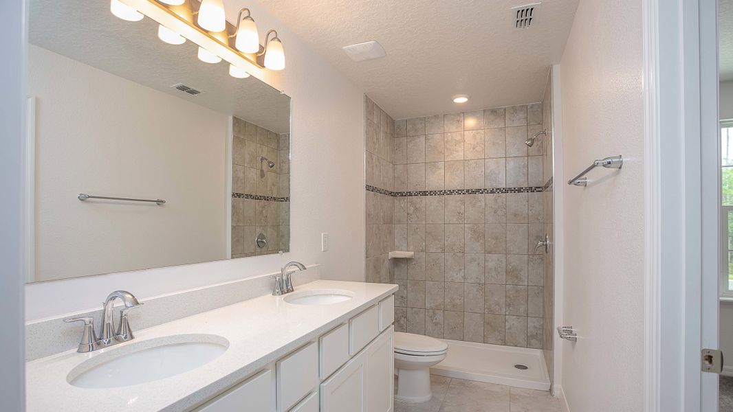 Representative furnished interior of a home built from the Carlisle by Maronda Homes in Crosswinds, Haines City (Image 13).
