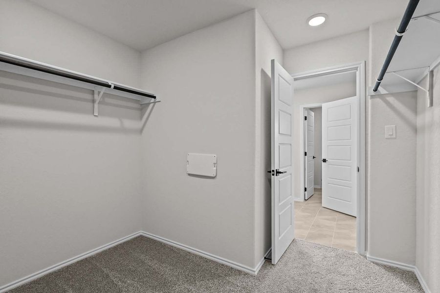 Representative unfurnished interior of a home built from the The Florence B by Davidson Homes LLC in Cedar Heights, San Antonio (Image 27).