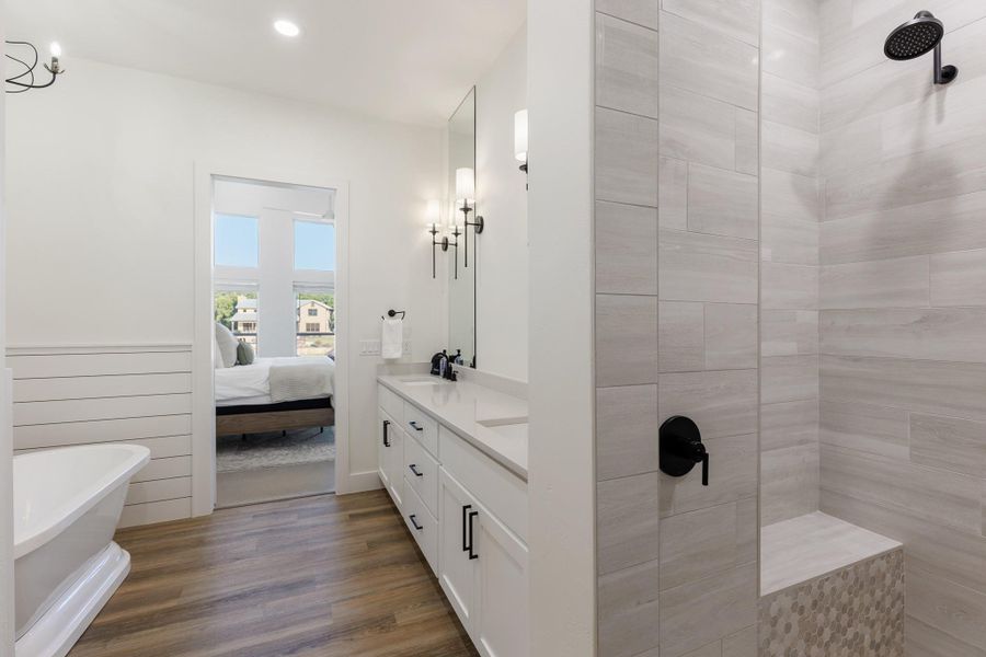 PRIMARY BATHROOM PRIMARY BATHROOM