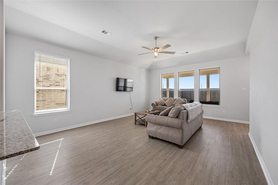Furnished interior view inside a new home in , Texas City (Image 18).