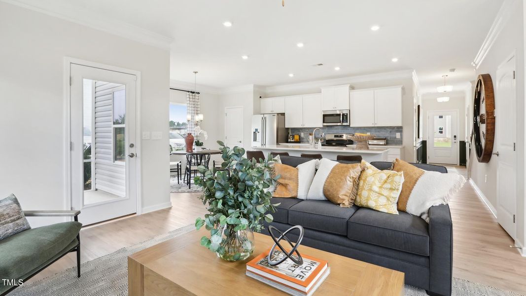 Courtside Dr-007 Courtside Dr-007