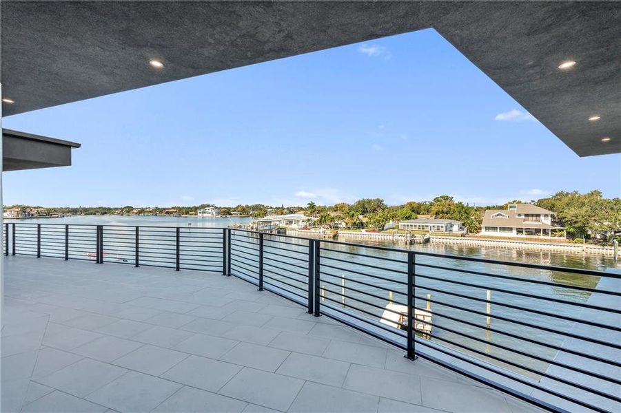 Image 40 of a home in .