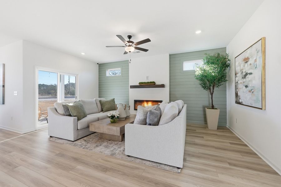 Furnished interior view inside a new home in Whiskey Run, New Ellenton (Image 6). Furnished interior view inside a new home in Whiskey Run, New Ellenton (Image 6).