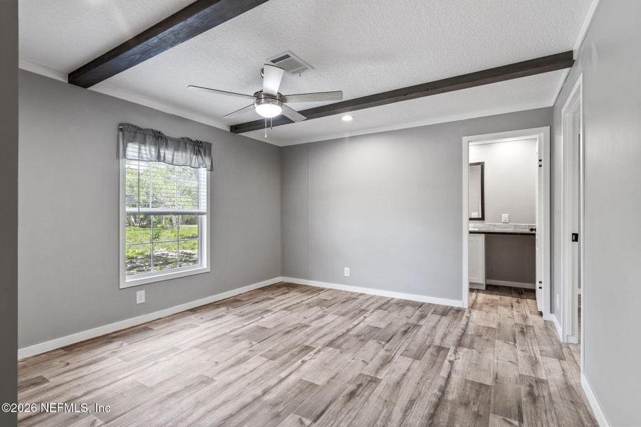Spacious, unfurnished interior of a new home in , Keystone Heights (Image 34).