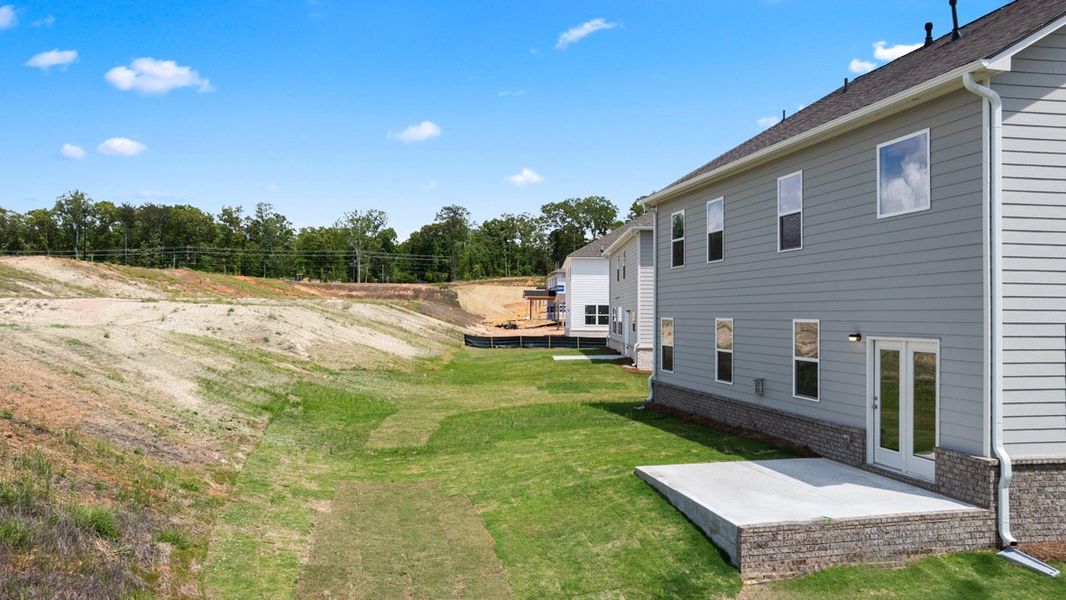 Representative exterior details of a home built from the BELLVIEW by D.R. Horton in Butner Estates, South Fulton (Image 26).
