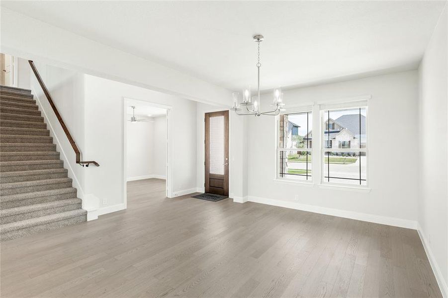 Spacious, unfurnished interior of a new home in Chaparral Park, Oak Point (Image 33). Spacious, unfurnished interior of a new home in Chaparral Park, Oak Point (Image 33).