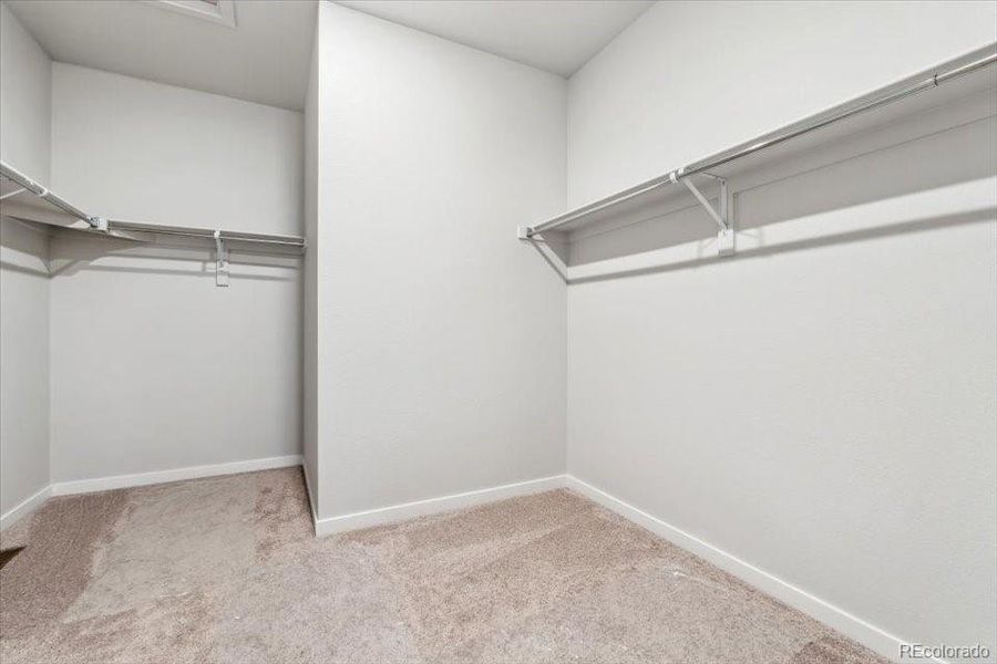 Spacious, unfurnished interior of a new home in Spring Valley Ranch, Elizabeth (Image 15).