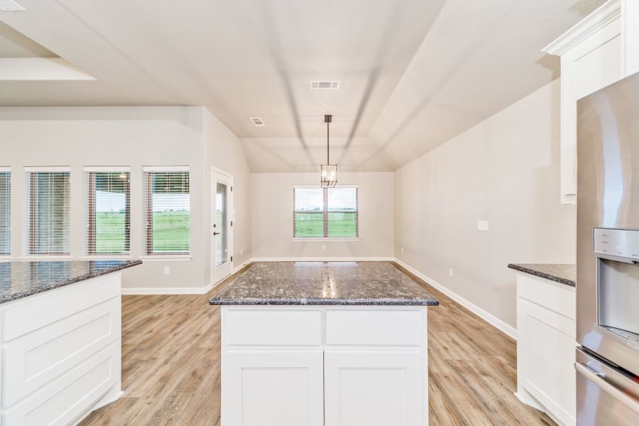 Representative furnished interior of a home built from the The Carter by Doug Parr Custom Homes in Honeysuckle Ranch, Paradise (Image 9). Representative furnished interior of a home built from the The Carter by Doug Parr Custom Homes in Honeysuckle Ranch, Paradise (Image 9).