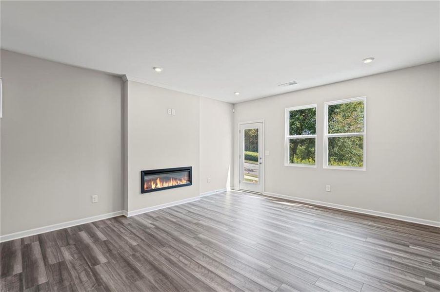 Spacious, unfurnished interior of a new home in Villas at Gold Creek, Dawsonville (Image 25).